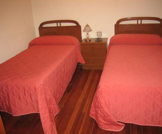 Hostal Sancho Garcia Espinosa De Los Monteros Room photo