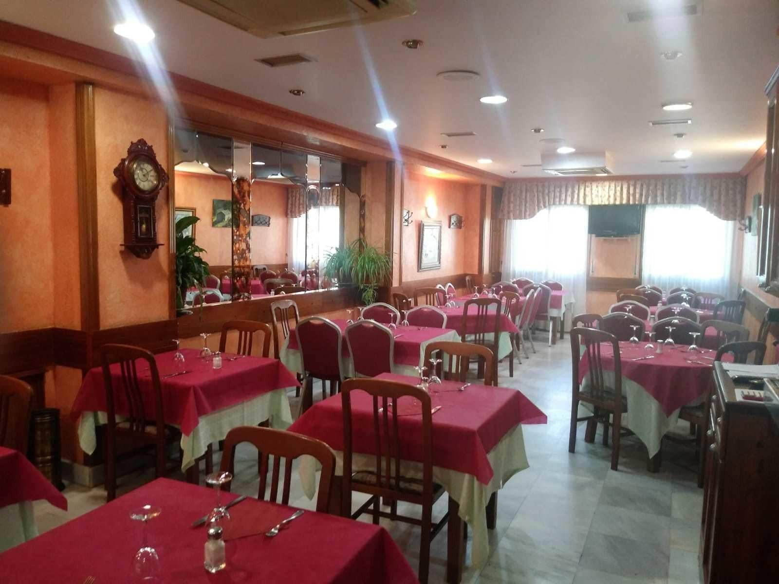 Hostal Sancho Garcia Espinosa De Los Monteros Exterior photo